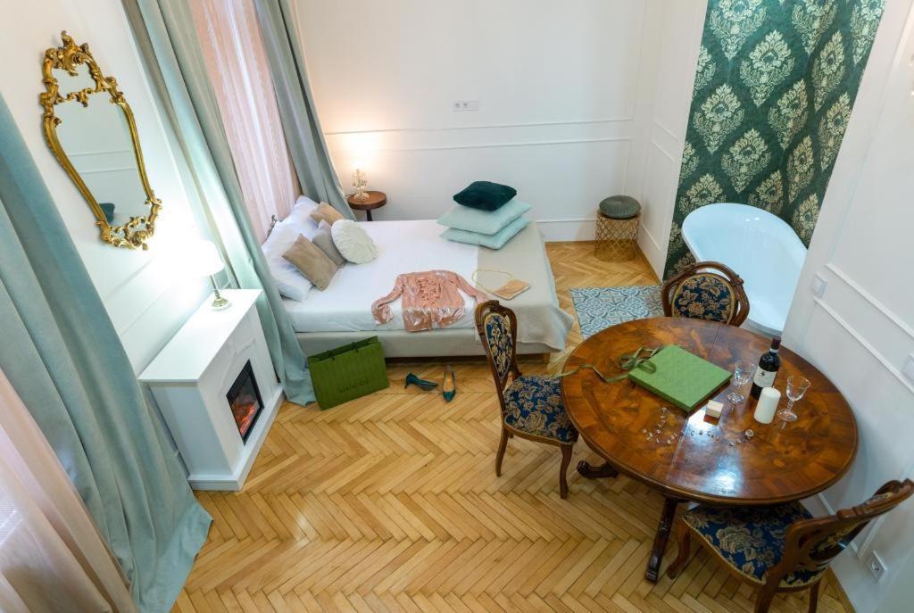 Regina Apartments On Kiraly Street Budapest Exterior photo