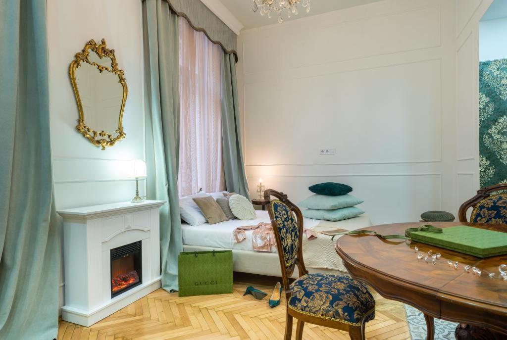 Regina Apartments On Kiraly Street Budapest Exterior photo